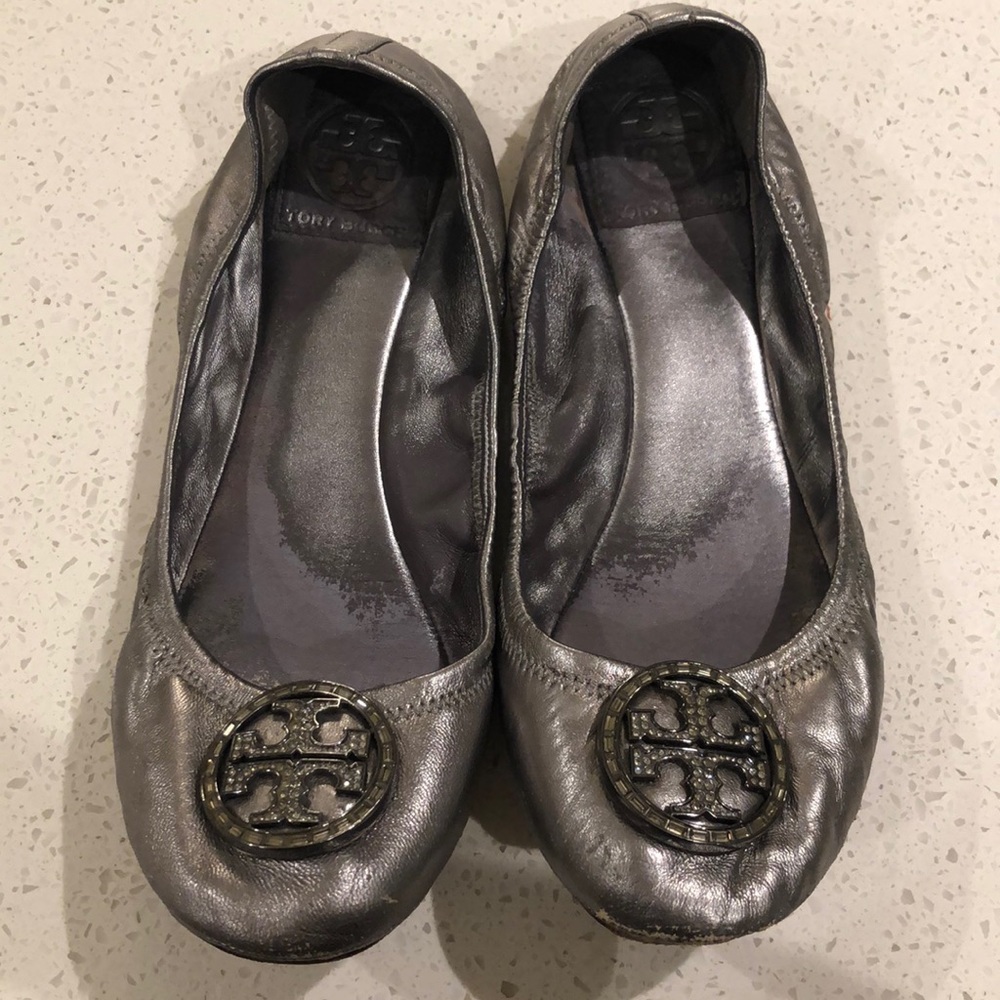 Tory burch silver flats